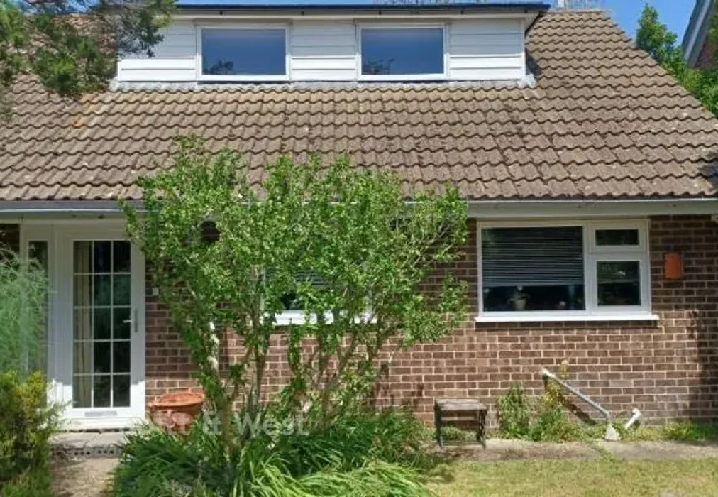 Front 1* - Fraser Gardens, Southbourne, Emsworth, Hampshire - Wards of Kent
