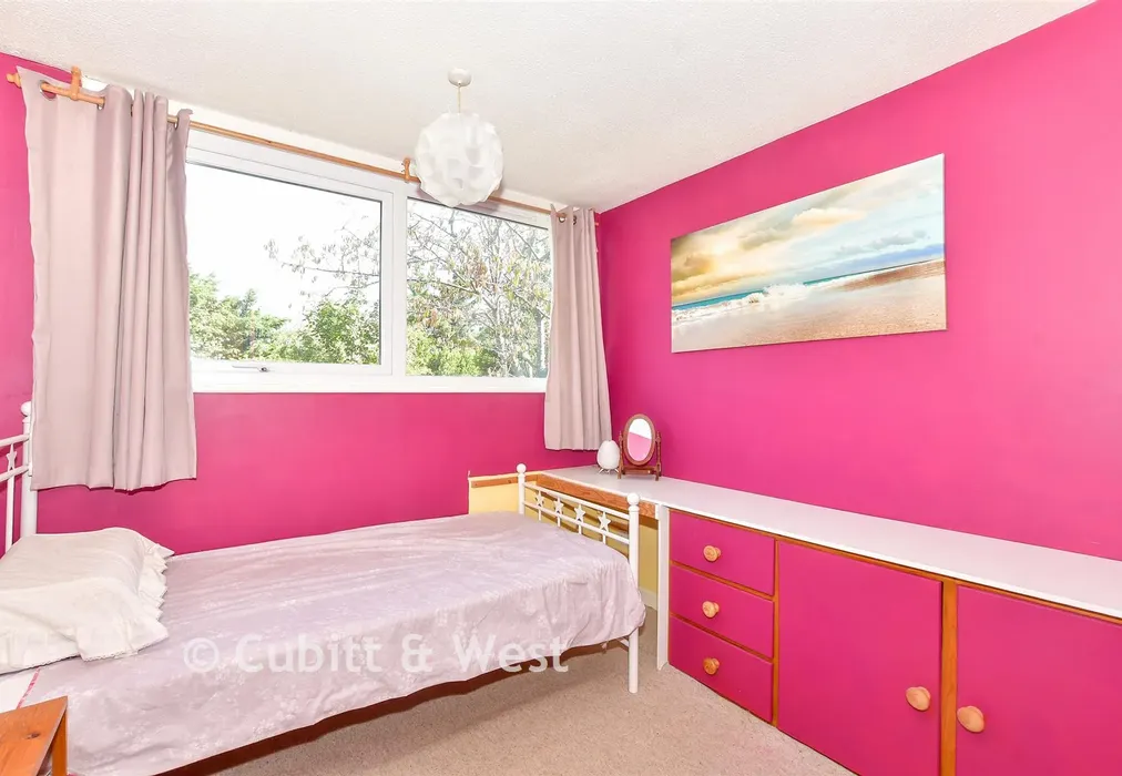 Bedroom 4 - Fraser Gardens, Southbourne, Emsworth, Hampshire - Wards of Kent
