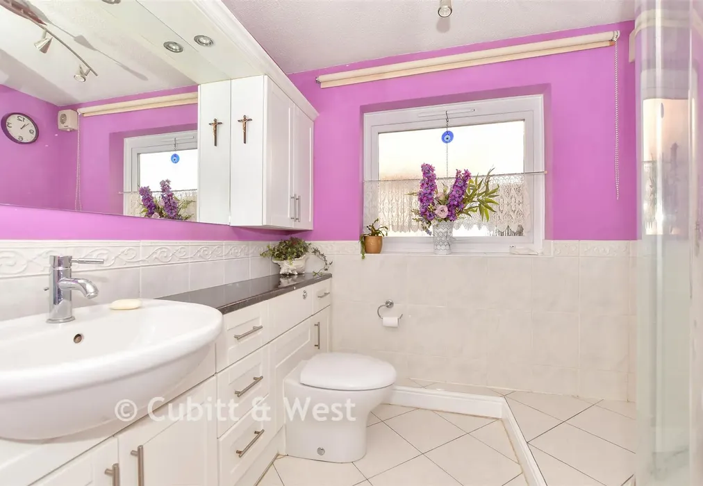 Shower Room - Fraser Gardens, Southbourne, Emsworth, Hampshire - Wards of Kent