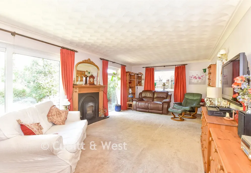 Lounge - Fraser Gardens, Southbourne, Emsworth, Hampshire - Wards of Kent