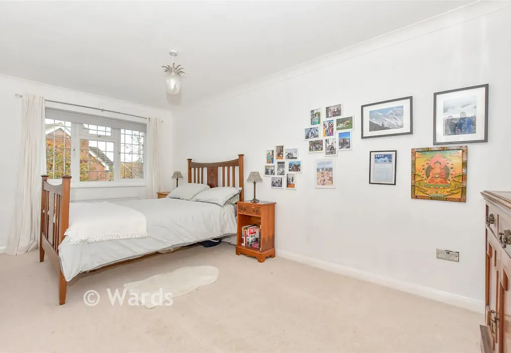 Bedroom - Ragstone Court, Ditton, Kent - Wards of Kent