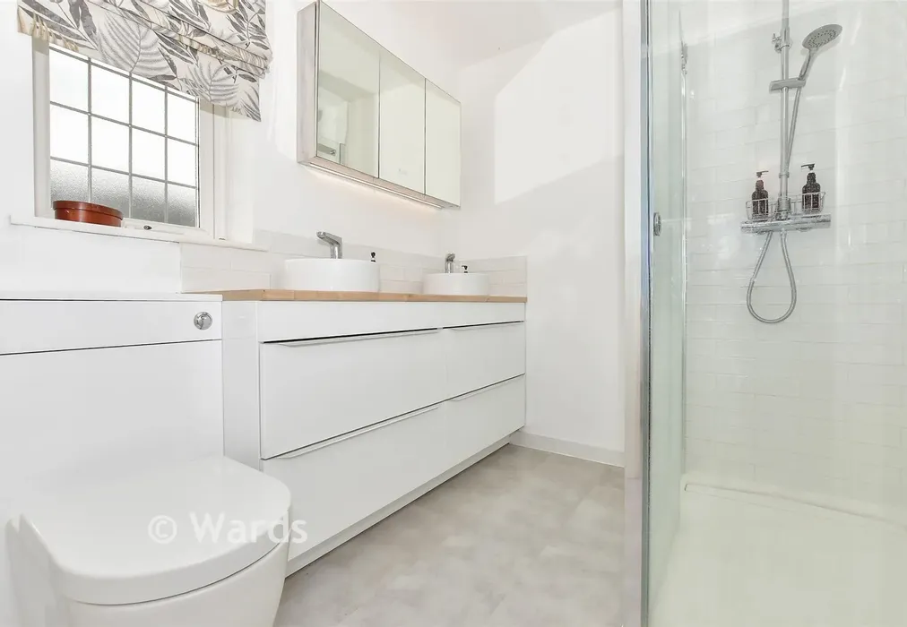 Shower Room - Ragstone Court, Ditton, Kent - Wards of Kent
