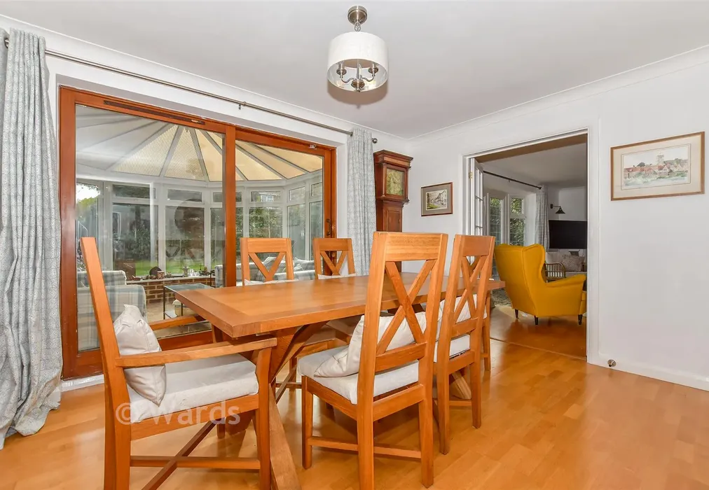 Dining Room - Ragstone Court, Ditton, Kent - Wards of Kent