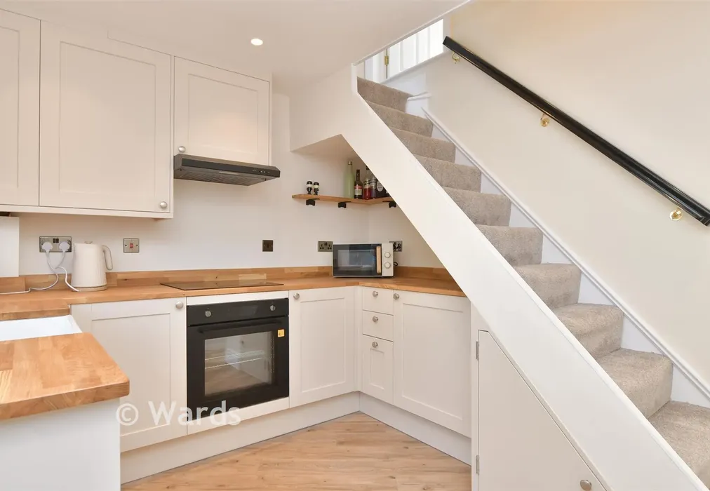 Kitchen - High Street, Farningham, Dartford, Kent - Wards of Kent