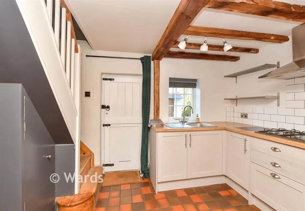 Kitchen/Diner - The Street, Newnham, Kent - Wards of Kent