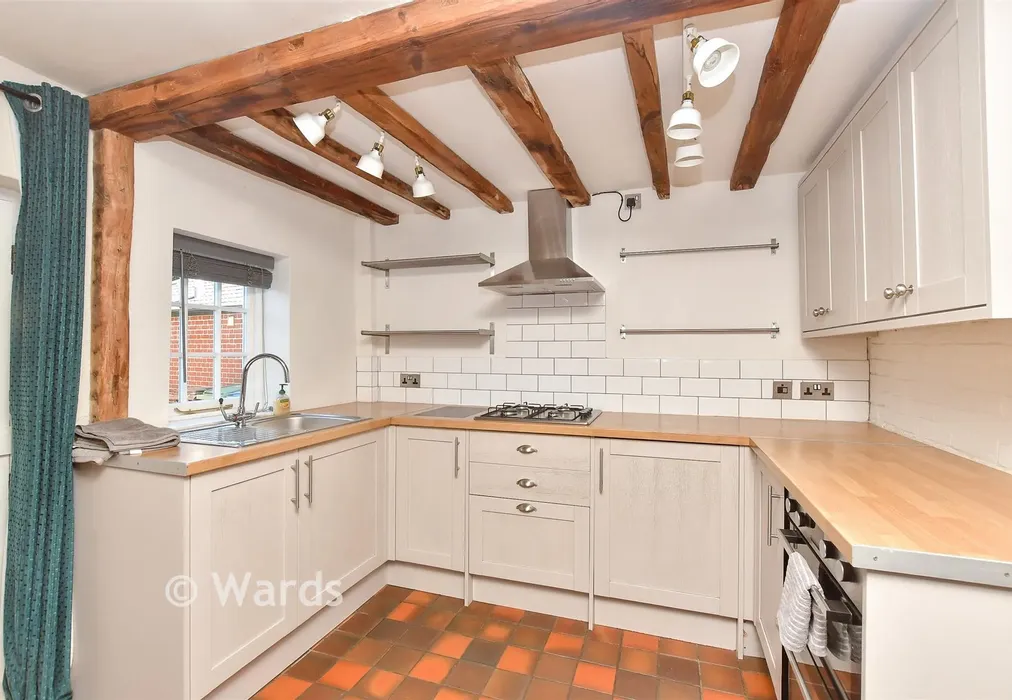 Kitchen/Diner - The Street, Newnham, Kent - Wards of Kent