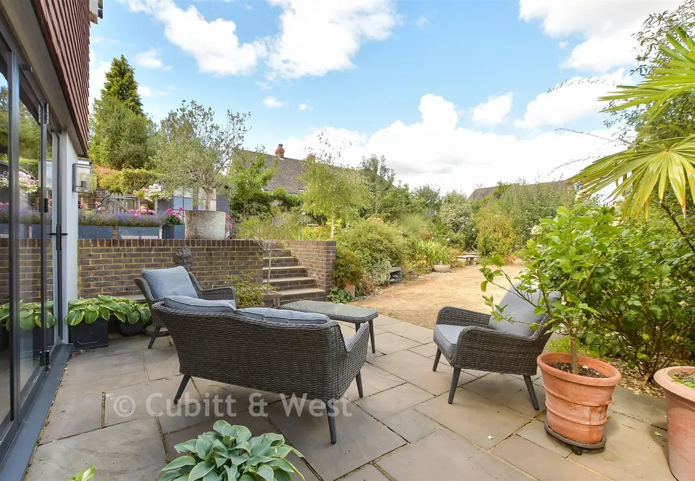 Patio / Decking - North Mead, Petworth, West Sussex - Wards of Kent