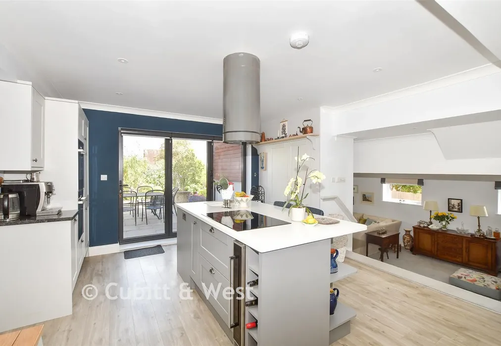 Kitchen/Diner - North Mead, Petworth, West Sussex - Wards of Kent