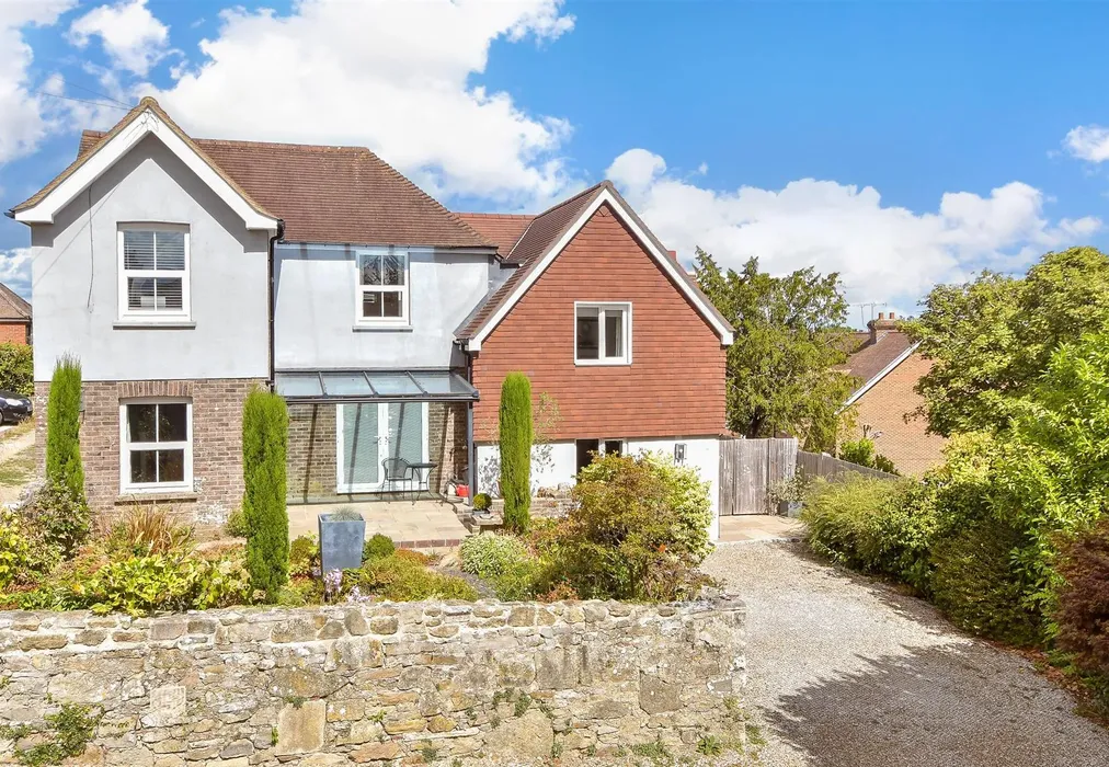 External (Web) - North Mead, Petworth, West Sussex - Wards of Kent