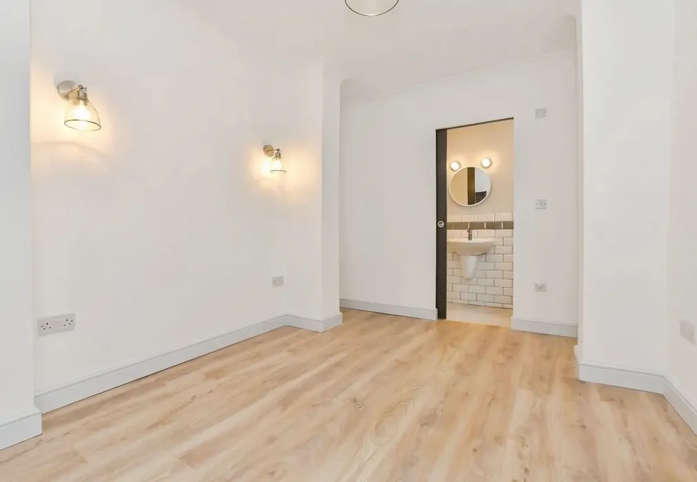Minnis 156 Bed 1 use - Minnis Road Birchington CT7 - Wards of Kent