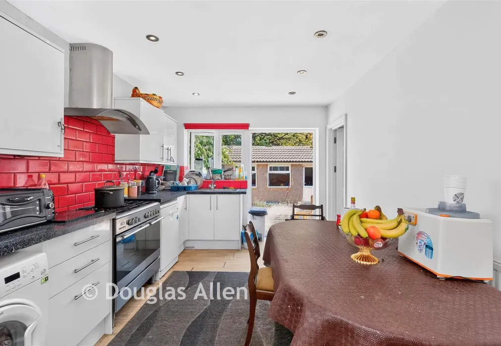 Kitchen - Colenso Road, Ilford, Essex - Wards of Kent