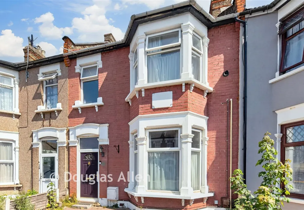 External (Web) - Colenso Road, Ilford, Essex - Wards of Kent