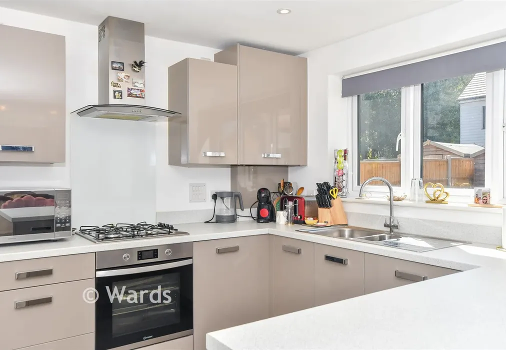 Internal Lifestyle Photograph - Brickearth Mews, Faversham, Kent - Wards of Kent