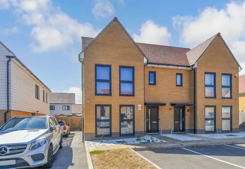 External (Web) - Brickearth Mews, Faversham, Kent - Wards of Kent