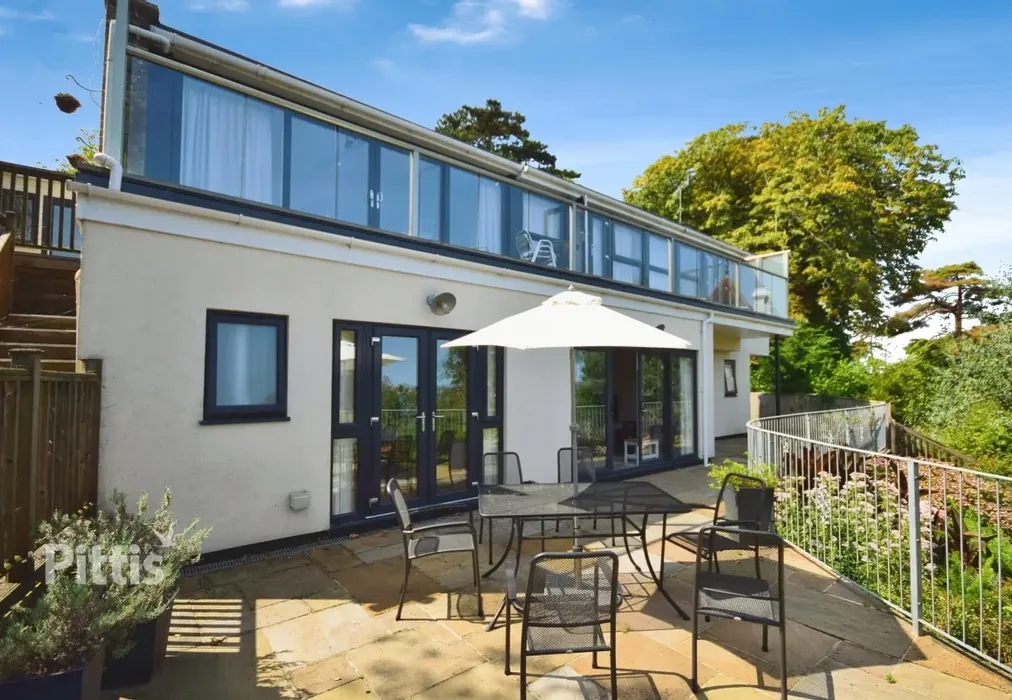  - Luccombe Road Shanklin PO37 - Wards of Kent