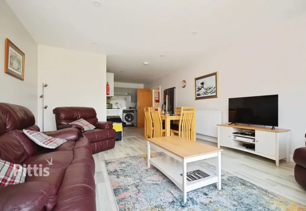  - Luccombe Road Shanklin PO37 - Wards of Kent