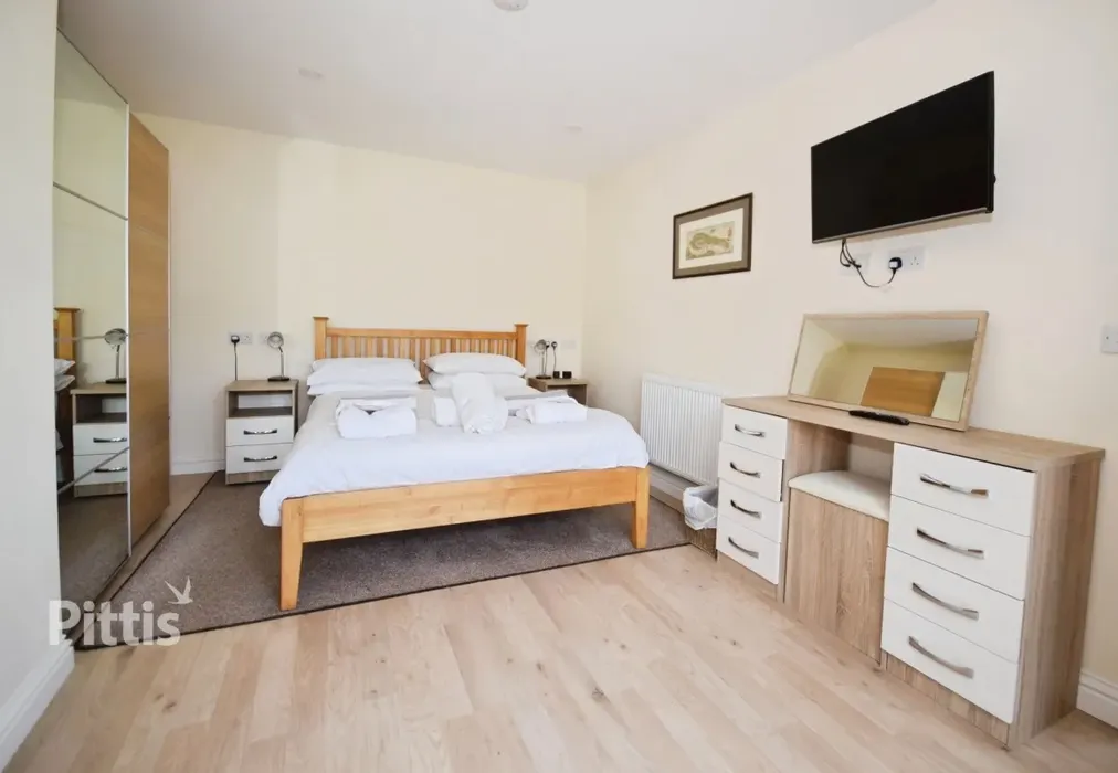  - Luccombe Road Shanklin PO37 - Wards of Kent
