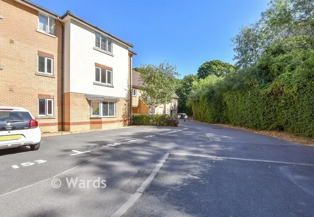 Parking - Thomas Rider Way, Boughton Monchelsea, Kent - Wards of Kent