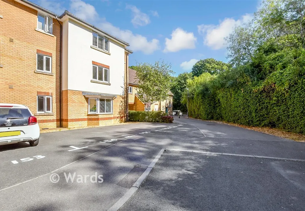 Parking - Thomas Rider Way, Boughton Monchelsea, Kent - Wards of Kent