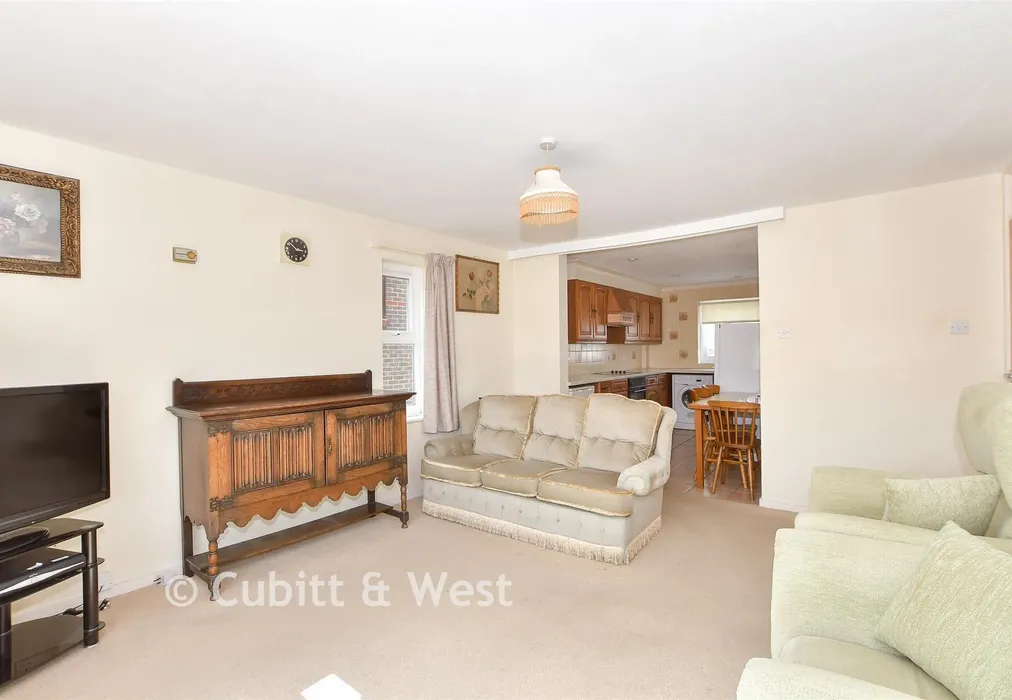Lounge - Coombe Crescent, Bury, West Sussex - Wards of Kent