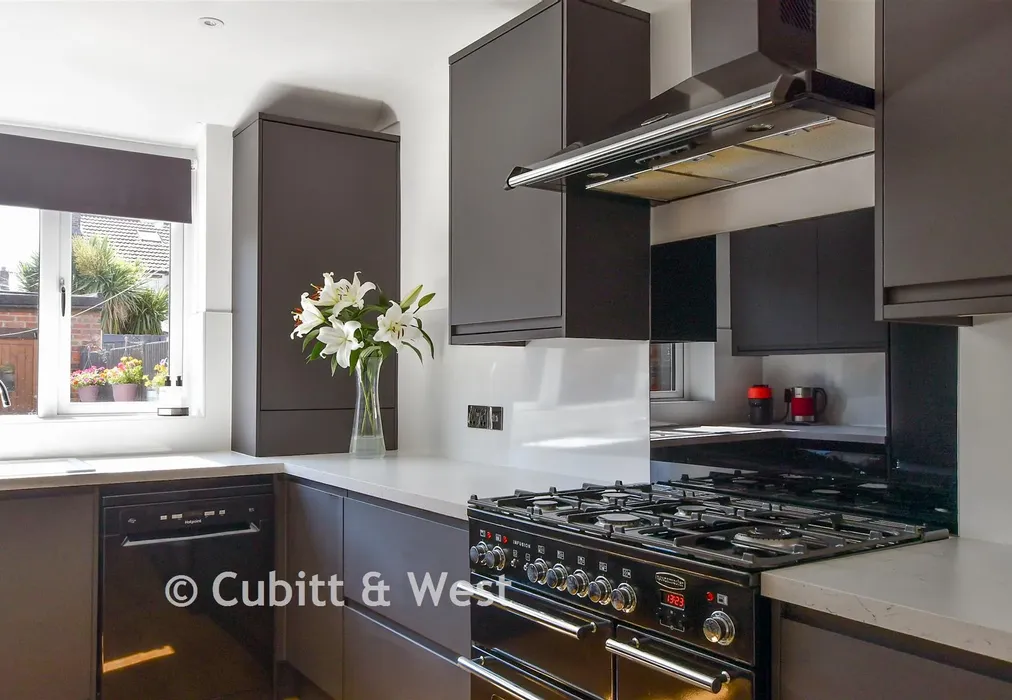 Internal Lifestyle Photograph - Amberley Road, Hilsea, Hampshire - Wards of Kent