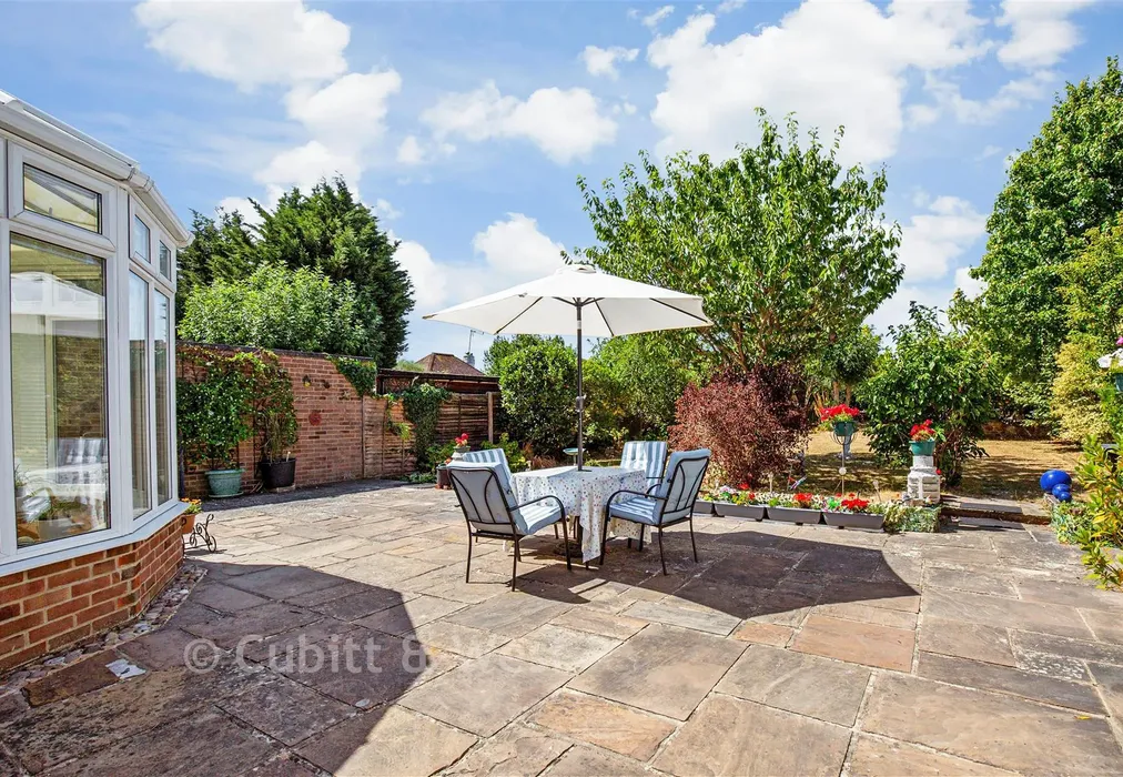 Rear Garden - London Road, Ashington, West Sussex - Wards of Kent