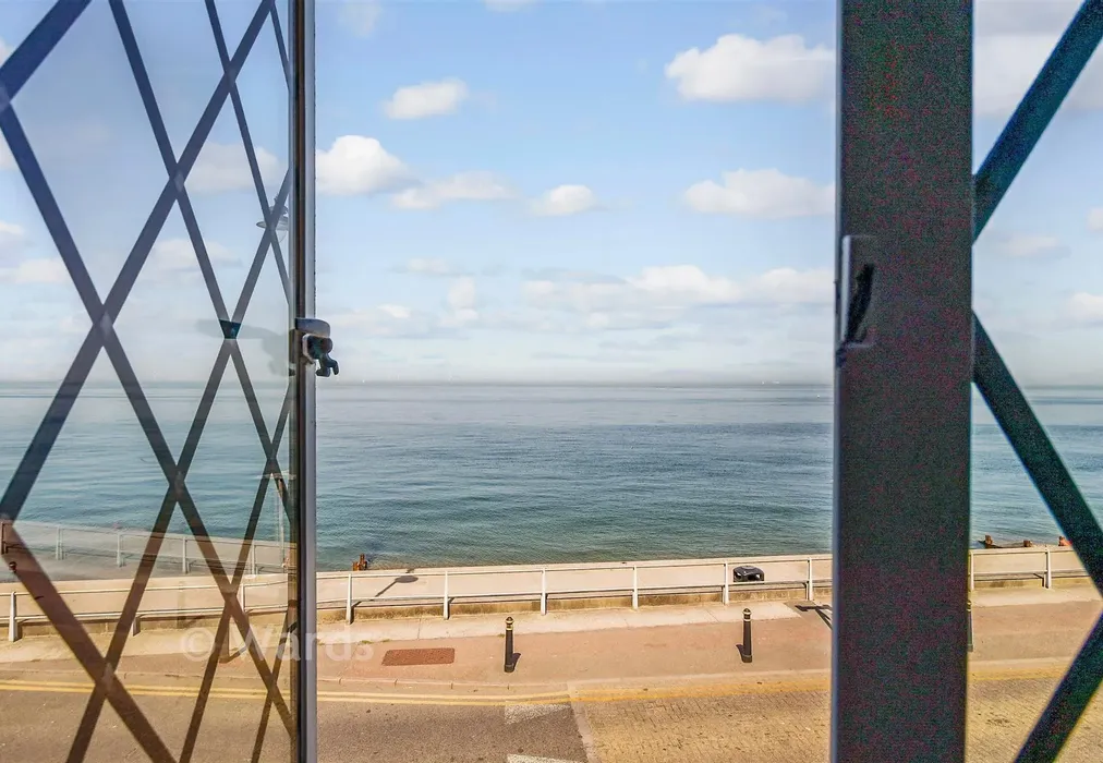 Views To Front - Central Parade, Herne Bay, Kent - Wards of Kent