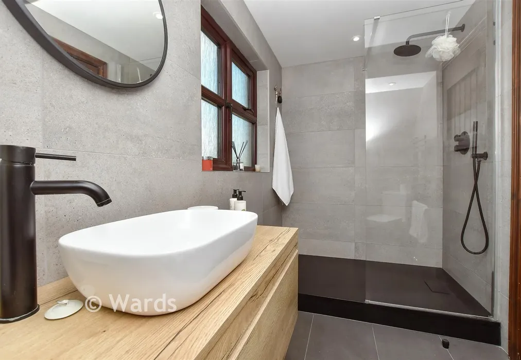 Bathroom - Little John Avenue, Walderslade, Chatham, Kent - Wards of Kent