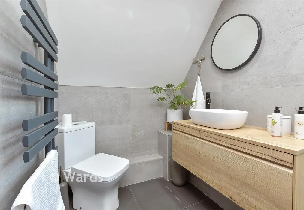 Bathroom - Little John Avenue, Walderslade, Chatham, Kent - Wards of Kent