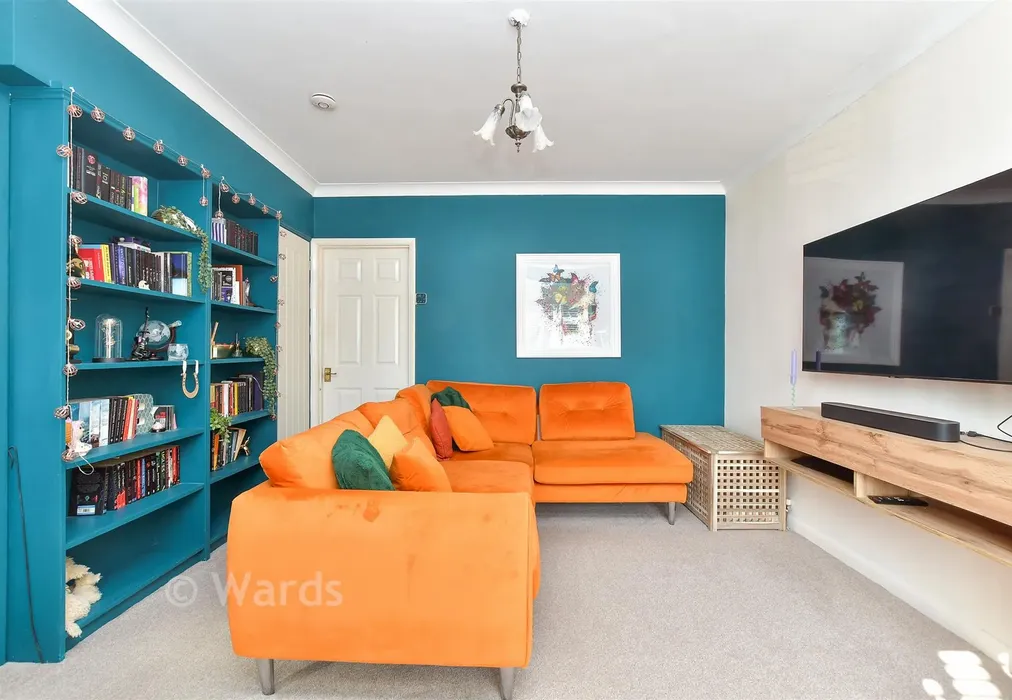 Lounge - Woodstock Road, Strood, Rochester, Kent - Wards of Kent