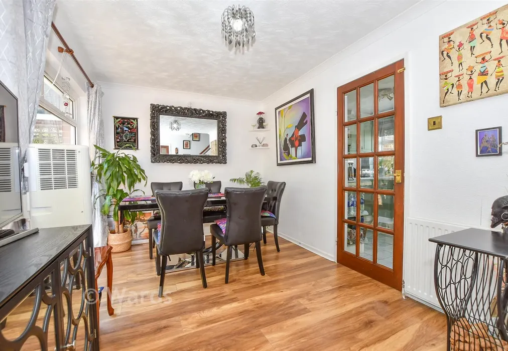 Dining Room - Reculver Walk, Maidstone, Kent - Wards of Kent