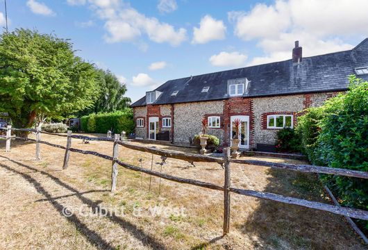 Broadway Lane, Lovedean, Hampshire - Wards of Kent