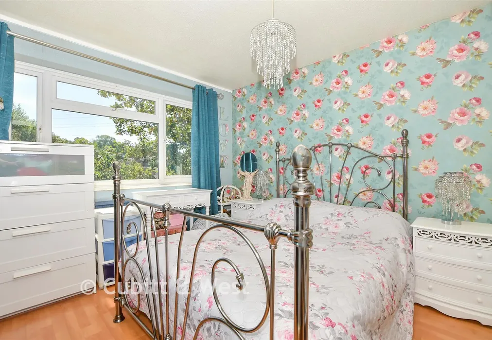Bedroom 1 - Pixton Way, Forestdale, Croydon, Surrey - Wards of Kent