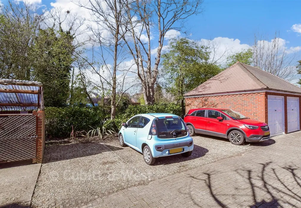 Parking - Brockhampton Road, Havant, Hampshire - Wards of Kent