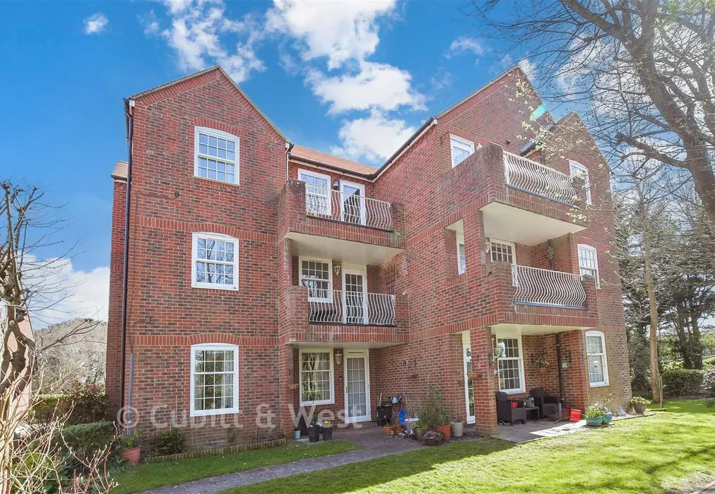 Front Of Property - Brockhampton Road, Havant, Hampshire - Wards of Kent