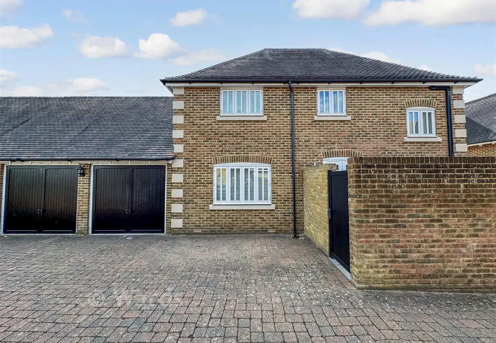 Rear Elevation - Hawkridge Grove, Kings Hill, Kent - Wards of Kent
