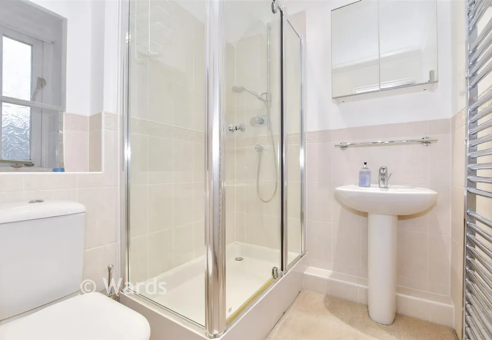 En-Suite Shower Room - Hawkridge Grove, Kings Hill, Kent - Wards of Kent