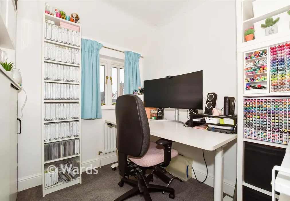 Bedroom 3 - Hawkridge Grove, Kings Hill, Kent - Wards of Kent