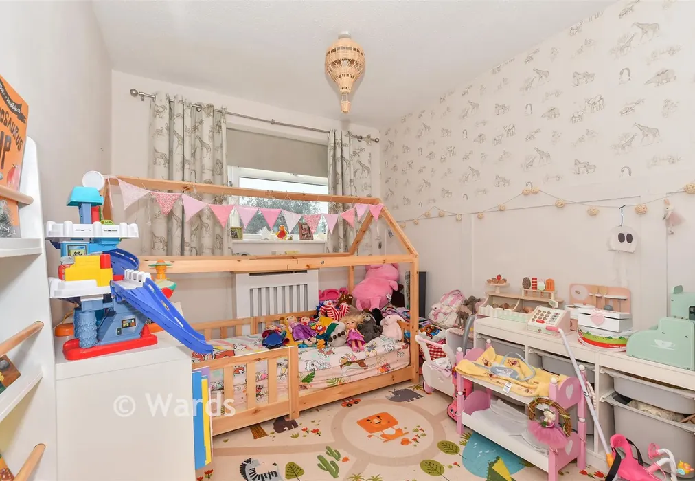Bedroom 2 - Alen Square, Staplehurst, Kent - Wards of Kent