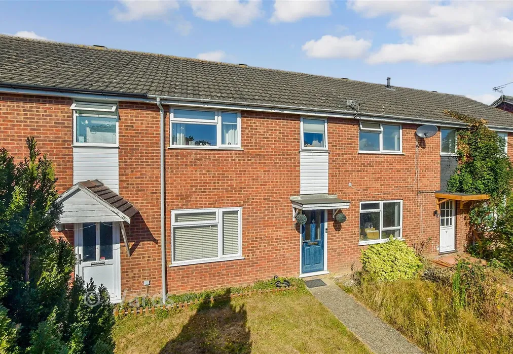 External (Web) - Alen Square, Staplehurst, Kent - Wards of Kent