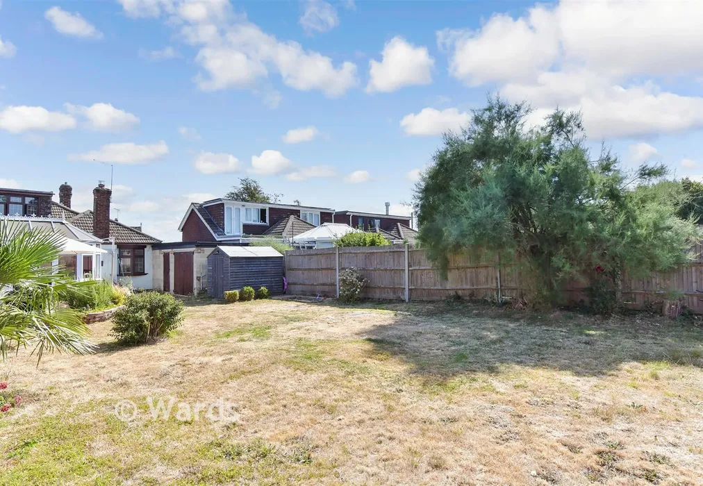 Rear Garden - St. Francis Road, Harvel, Meopham, Kent - Wards of Kent