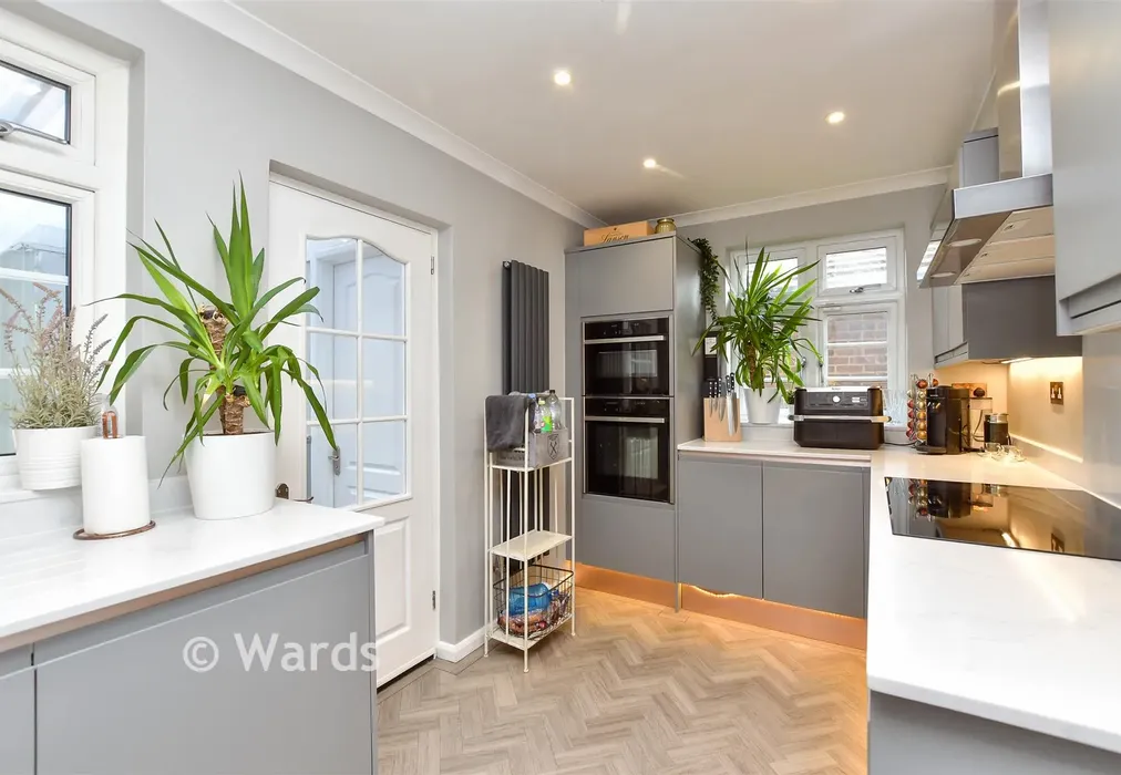 Kitchen - Maidstone Road, Rainham, Gillingham, Kent - Wards of Kent