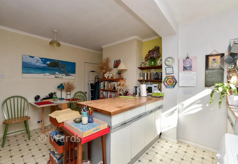 Kitchen - Tivoli Road, Margate, Kent - Wards of Kent