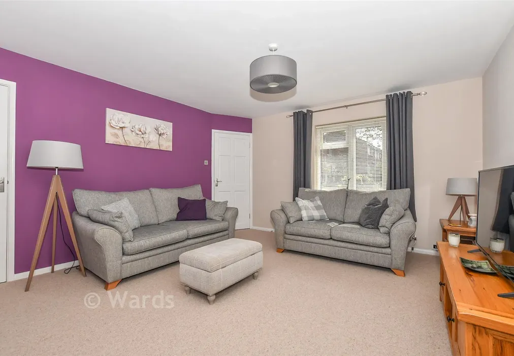 Lounge - Hopes Grove, High Halden, Kent - Wards of Kent