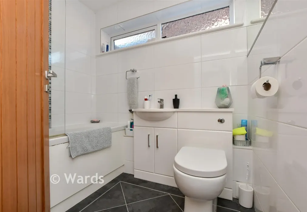 Bathroom - Saltwood Gardens, Cliftonville, Margate, Kent - Wards of Kent