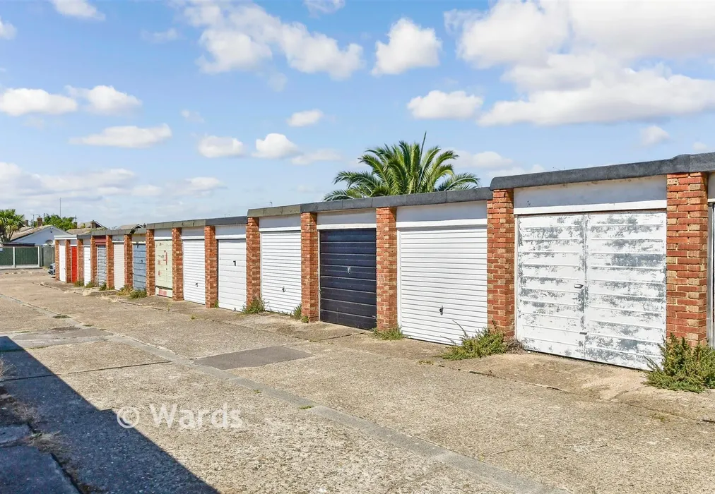 Garage - Saltwood Gardens, Cliftonville, Margate, Kent - Wards of Kent