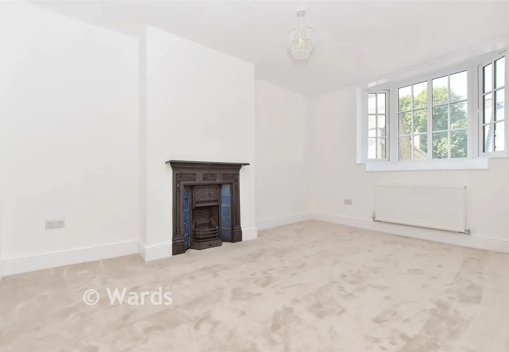 Bedroom 1 - Stanhope Road, Deal, Kent - Wards of Kent