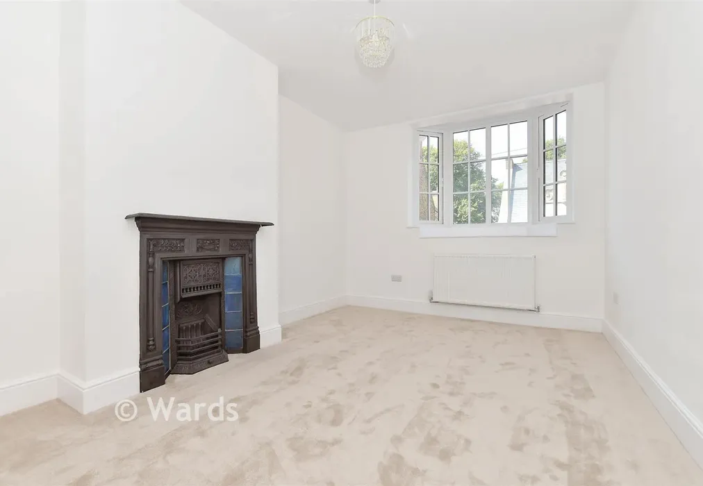 Bedroom 1 - Stanhope Road, Deal, Kent - Wards of Kent