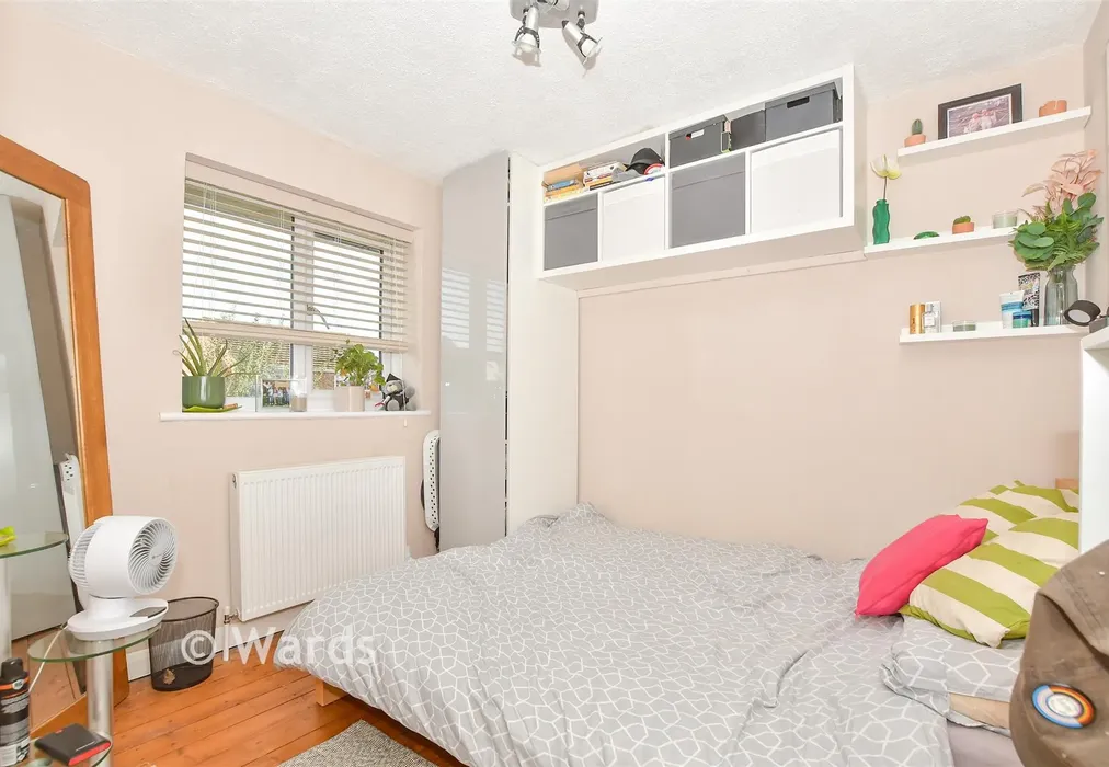 Bedroom 2 - Constitution Hill, Snodland, Kent - Wards of Kent