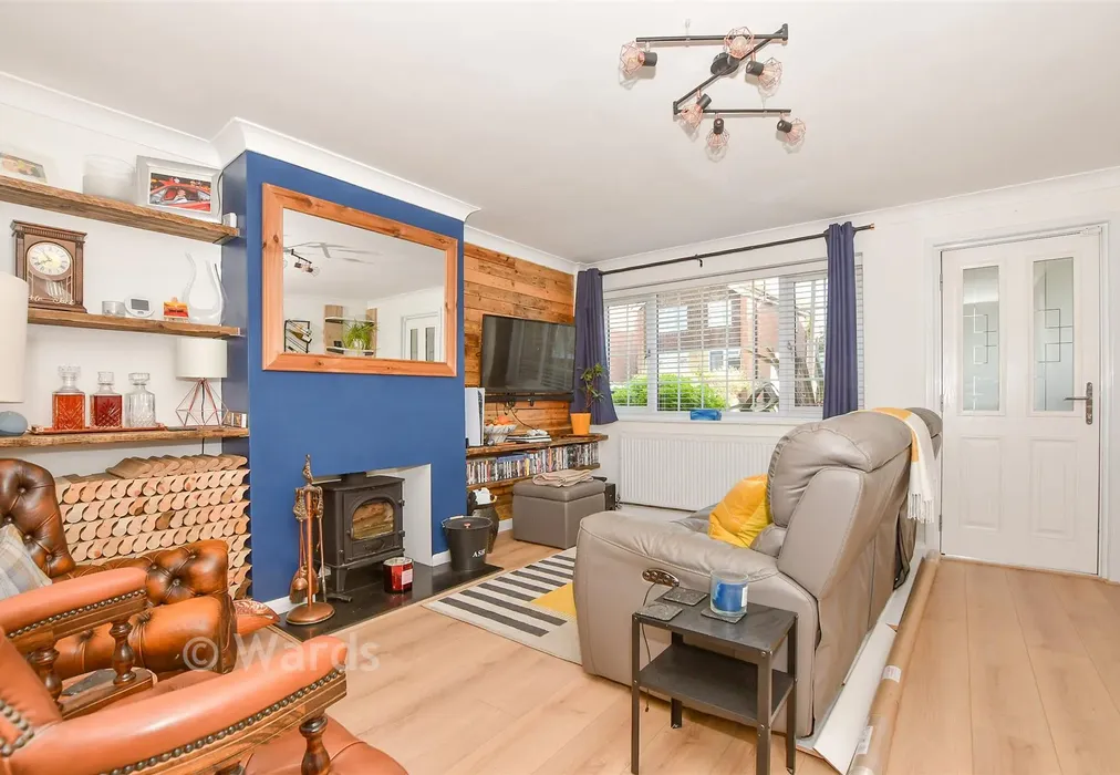 Lounge - Constitution Hill, Snodland, Kent - Wards of Kent